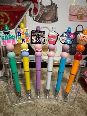Mom Handcrafted Pen (1) 🆕